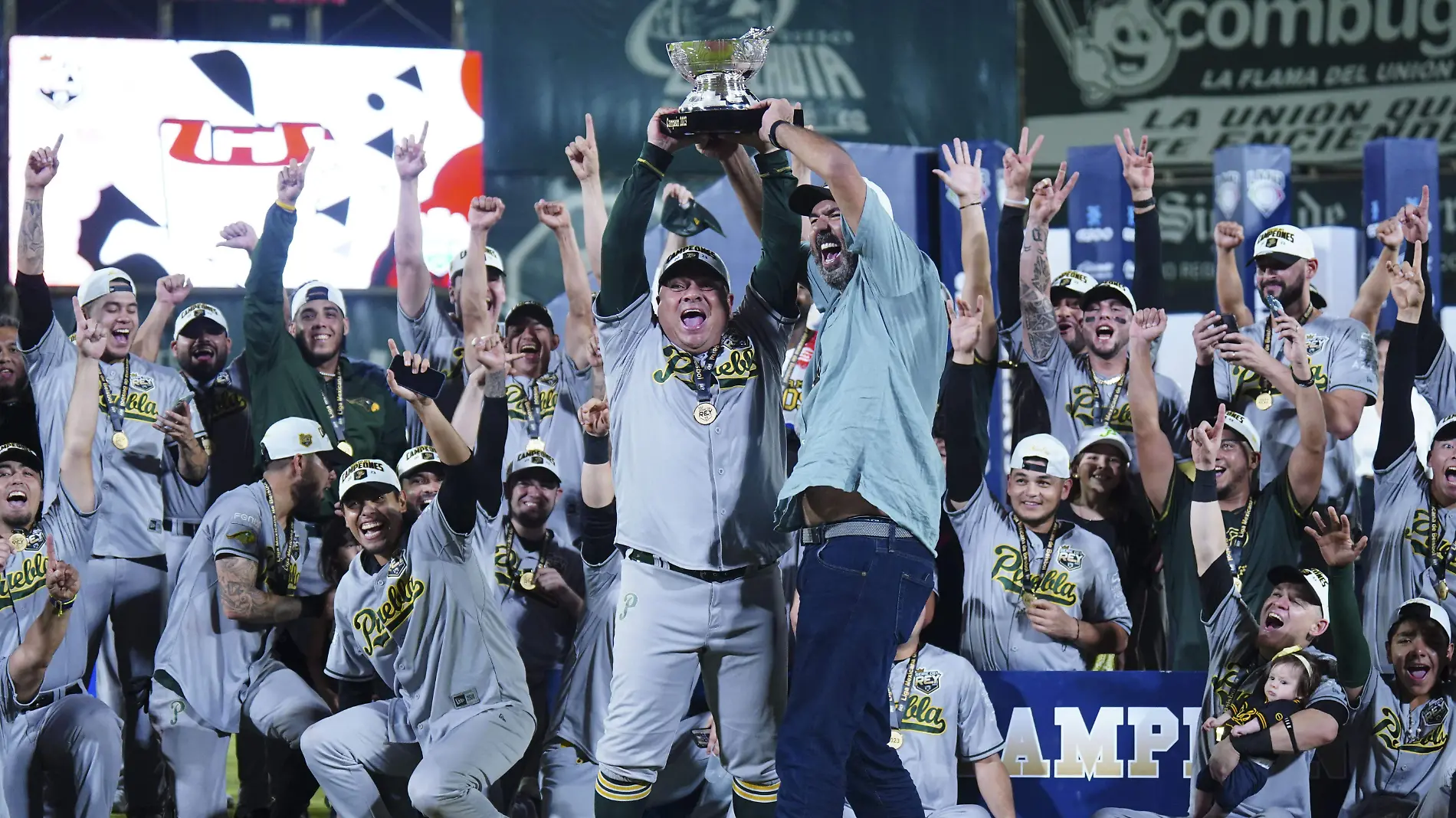 PERICOS, LOS SEÑORES DE LA SERIE DEL REY 2023 DE LMB